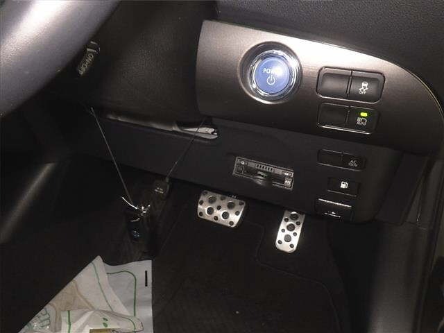 Toyota PRIUS 2022 8272591-8