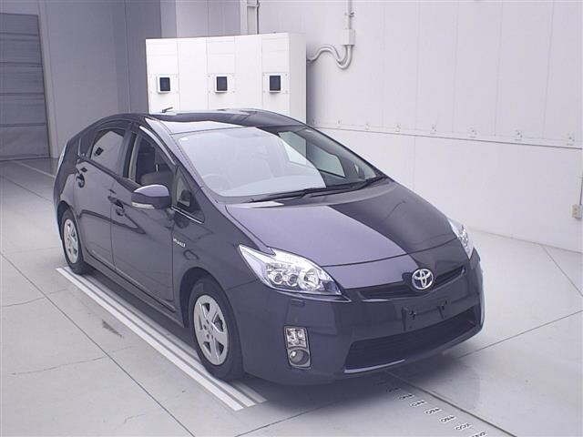 Toyota PRIUS 2011 8272593-0