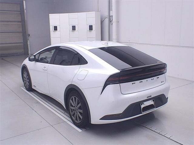 Toyota PRIUS 2023 8272594-1