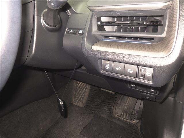 Toyota PRIUS 2023 8272594-8