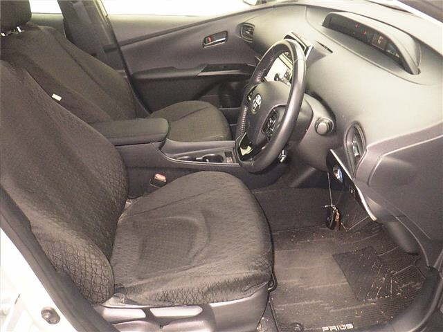 Toyota PRIUS 2021 8272595-5