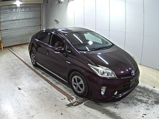 Toyota PRIUS 2014 8272598-0