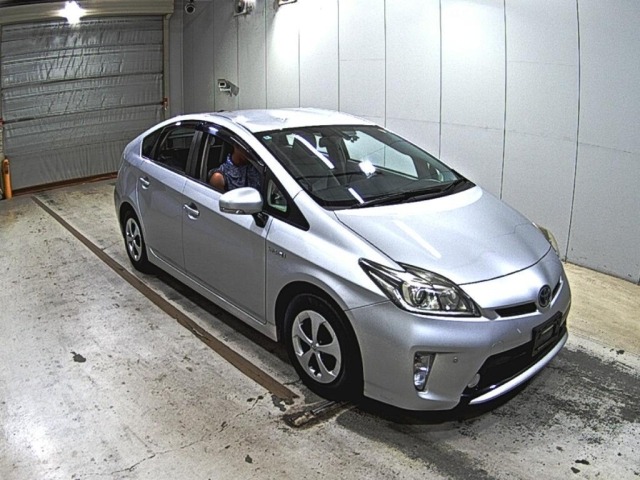 Toyota PRIUS 2014 8272599-0