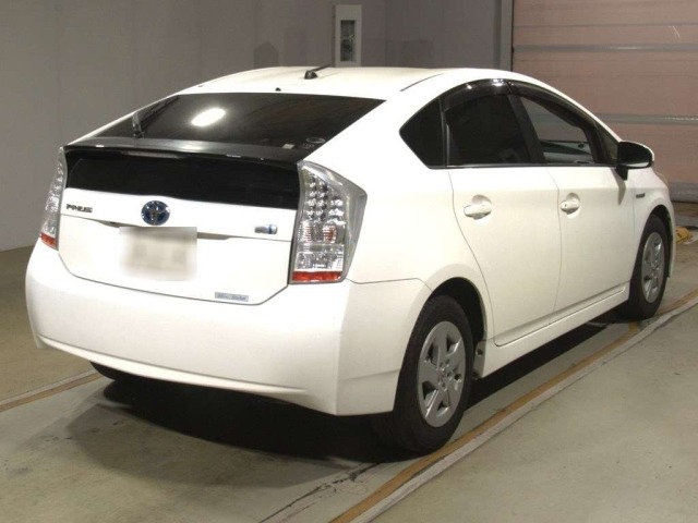 Toyota PRIUS 2011 8272602-1