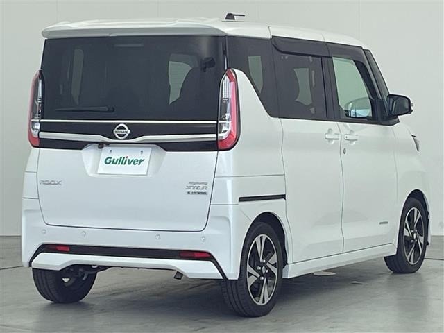 Nissan ROOX 2022 8270914-15