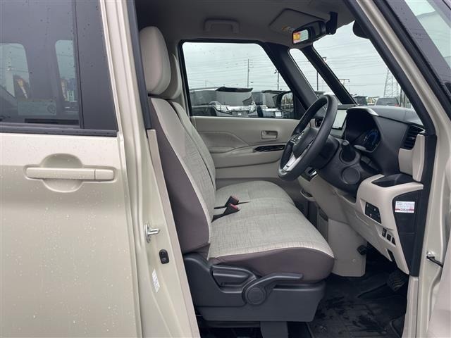 Nissan ROOX 2022 8270928-3
