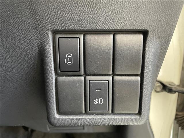 Nissan ROOX 2011 8270929-18