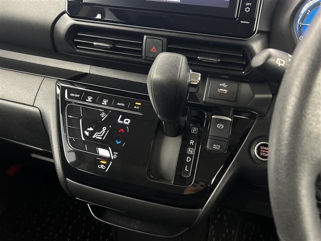 Nissan ROOX 2022 8270936-3