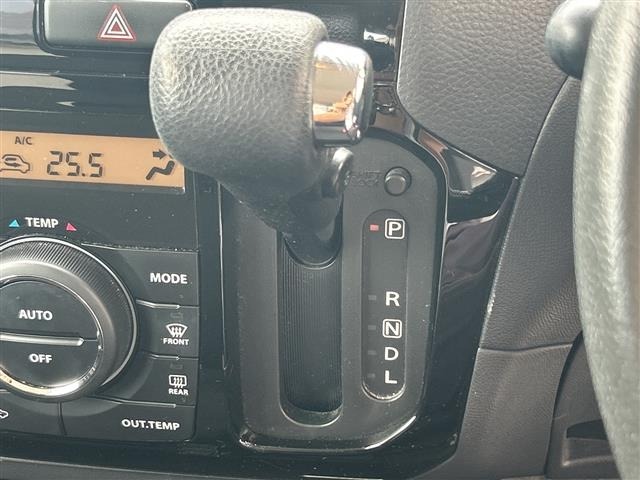 Nissan ROOX 2013 8270941-5