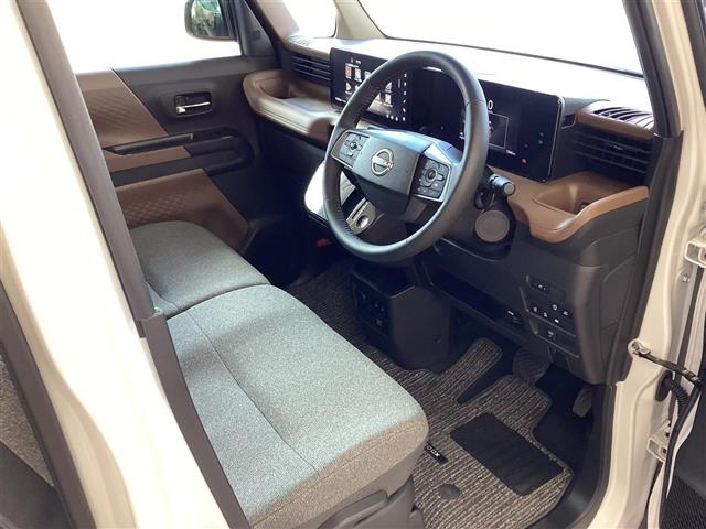 Nissan ROOX 2026 8270942-7