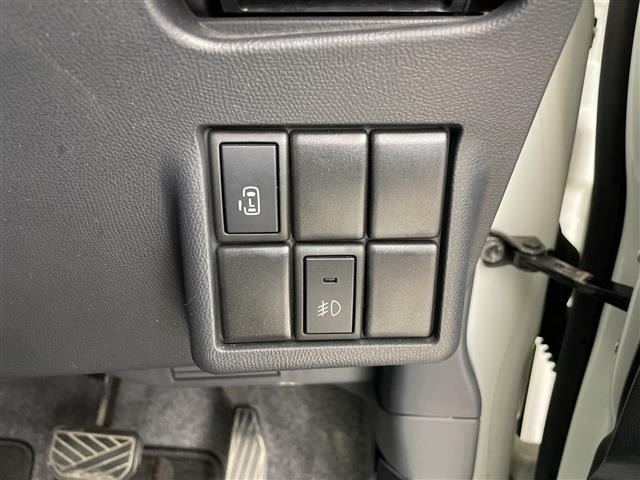 Nissan ROOX 2011 8270956-8