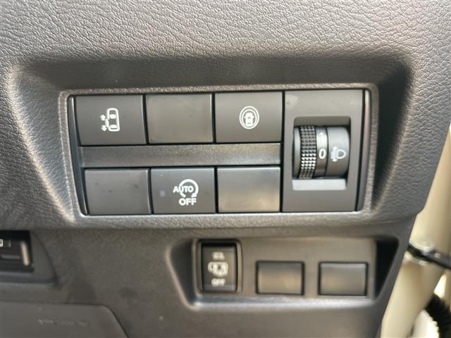 Nissan ROOX 2023 8270977-21