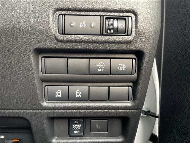 Nissan ROOX 2026 8271002-5