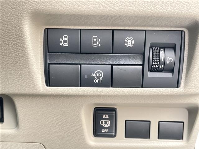 Nissan ROOX 2023 8271007-1