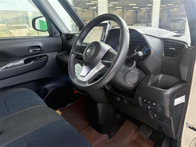 Nissan ROOX 2021 8271018-8