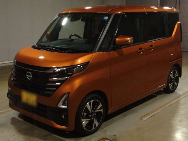 Nissan ROOX 2025 8271062-0