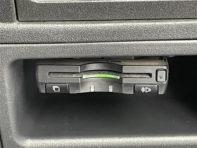 Toyota SIENTA 2012 8268024-7
