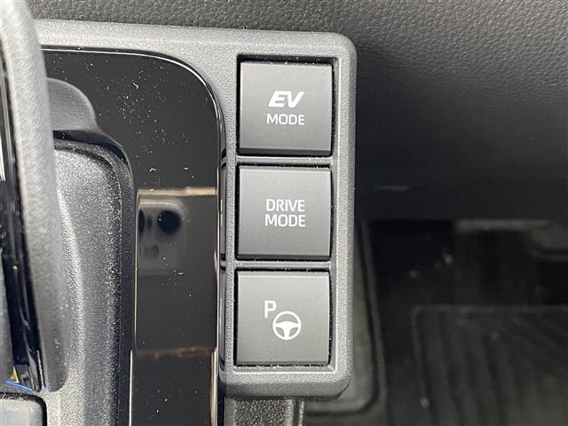 Toyota SIENTA 2025 8268025-1
