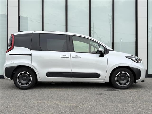 Toyota SIENTA 2025 8268025-13