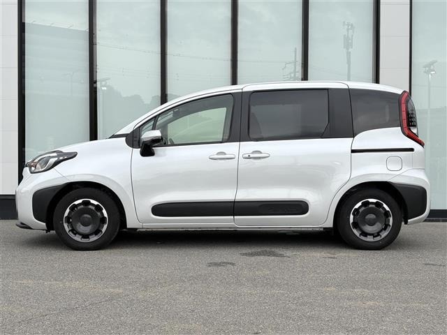 Toyota SIENTA 2025 8268025-14
