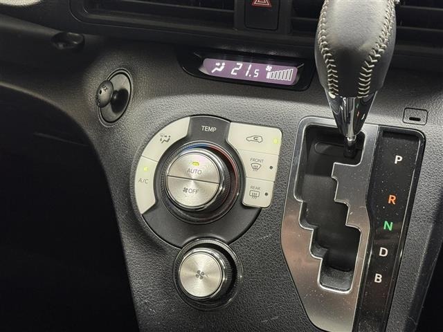 Toyota SIENTA 2018 8268042-13
