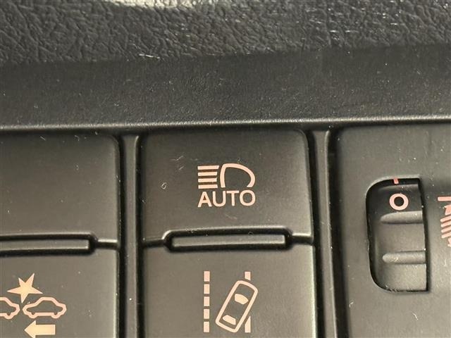 Toyota SIENTA 2018 8268042-20