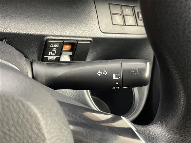 Toyota SIENTA 2015 8268044-8