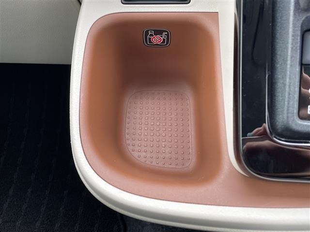 Toyota SIENTA 2025 8268048-2