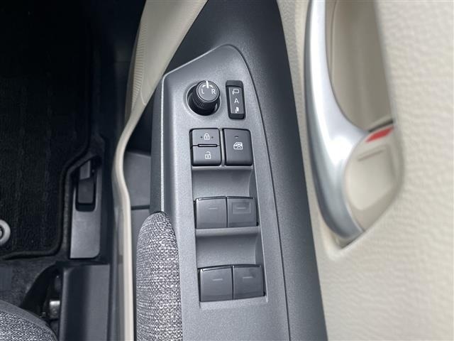 Toyota SIENTA 2025 8268048-4