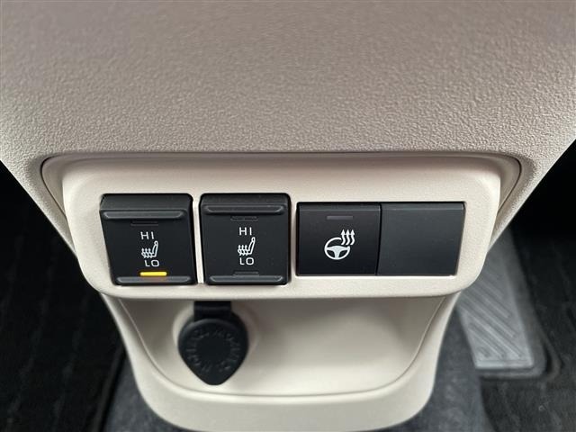 Toyota SIENTA 2025 8268048-5