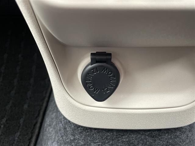 Toyota SIENTA 2025 8268048-7