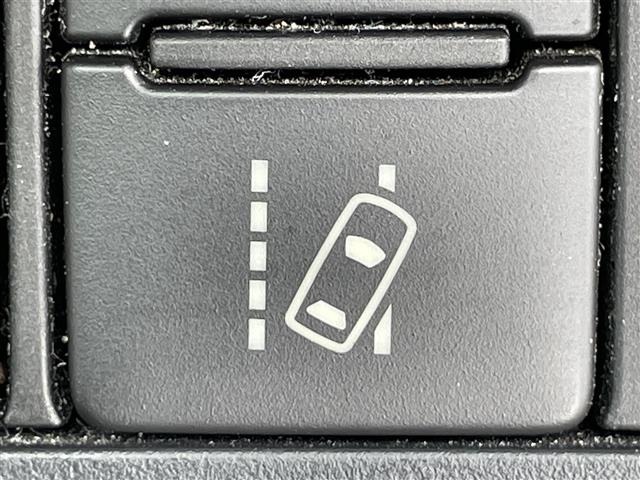 Toyota SIENTA 2017 8268054-7