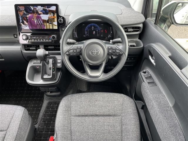 Toyota SIENTA 2023 8268057-12
