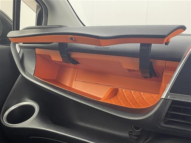 Toyota SIENTA 2016 8268060-23