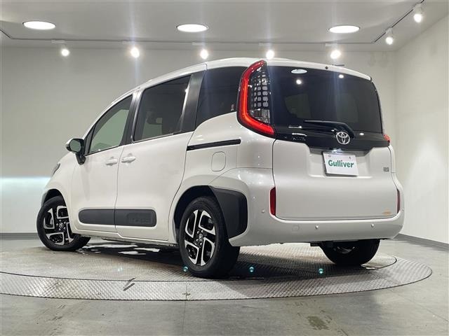 Toyota SIENTA 2022 8268065-14