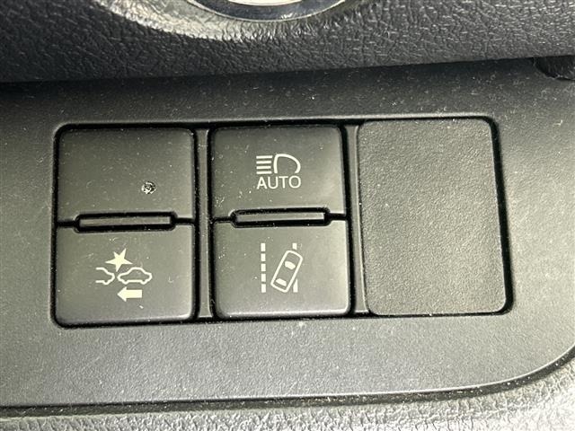 Toyota SIENTA 2016 8268068-10