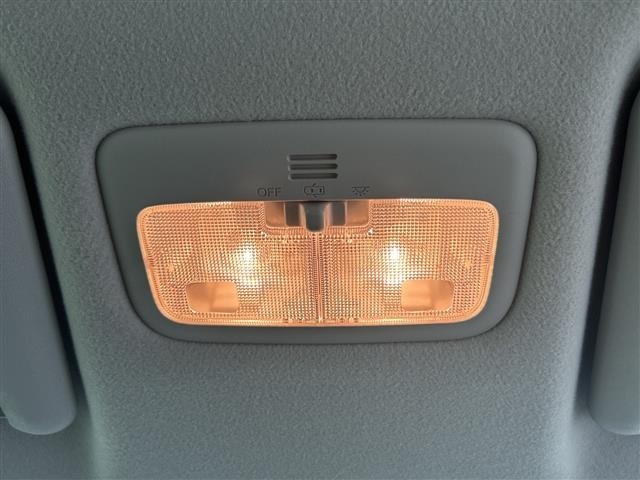 Toyota SIENTA 2016 8268068-7