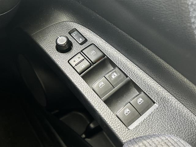 Toyota SIENTA 2016 8268068-8