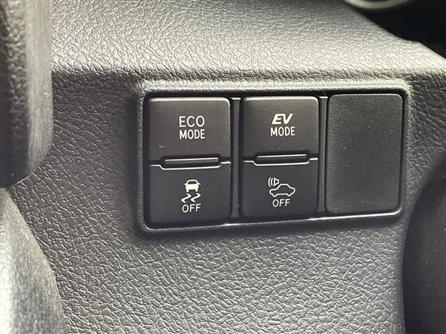 Toyota SIENTA 2016 8268080-10