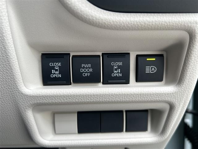 Toyota SIENTA 2023 8268120-22
