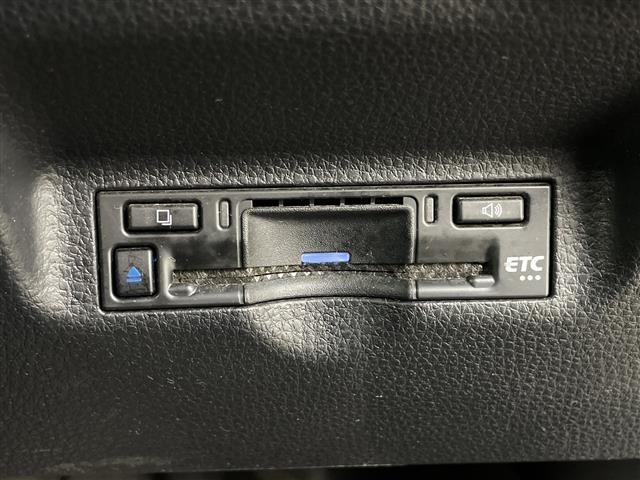 Toyota SIENTA 2022 8268130-17
