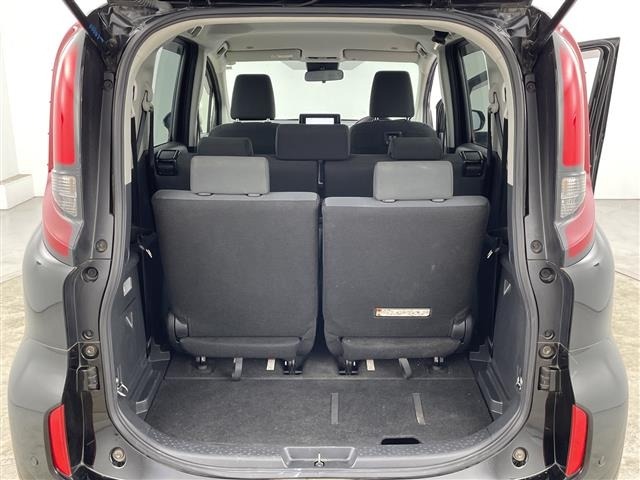 Toyota SIENTA 2022 8268130-5