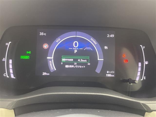 Toyota SIENTA 2026 8268140-1