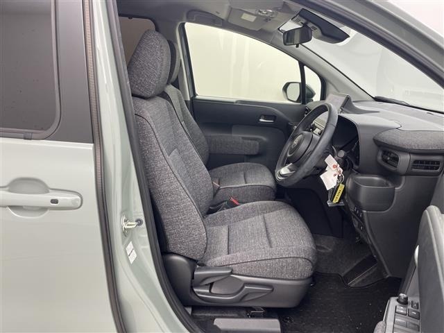 Toyota SIENTA 2024 8268141-6