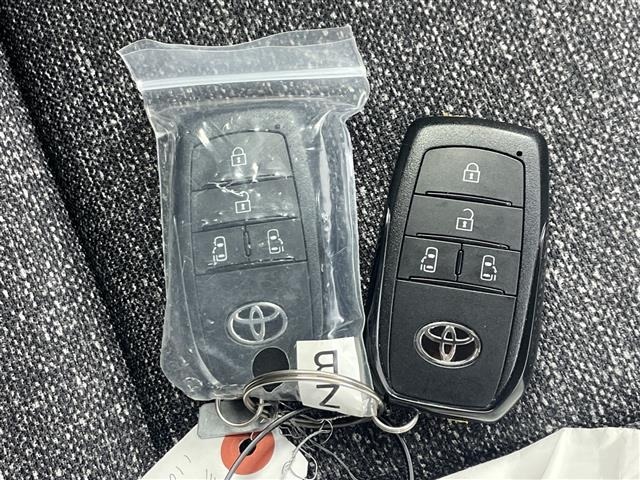 Toyota SIENTA 2024 8268141-7