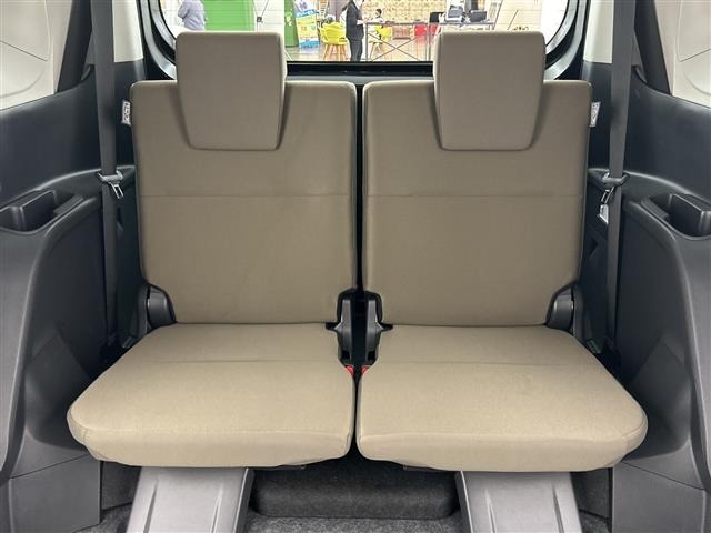 Toyota SIENTA 2025 8268150-8