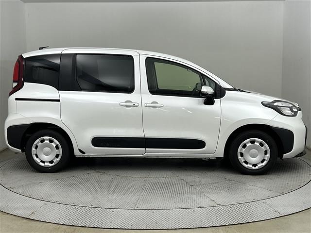 Toyota SIENTA 2025 8268151-21