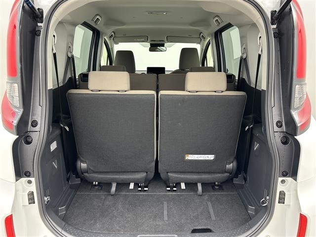 Toyota SIENTA 2025 8268151-8