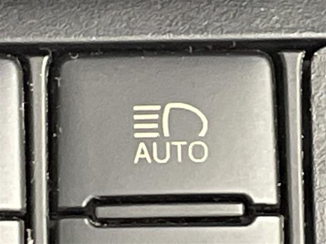 Toyota SIENTA 2016 8268163-1