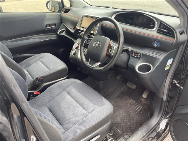 Toyota SIENTA 2017 8268165-6